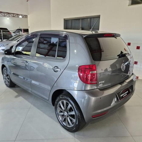 VOLKSWAGEN Fox 1.6 4P TREND FLEX, Foto 4