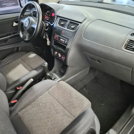 VOLKSWAGEN Fox 1.6 4P TREND FLEX, Foto 7