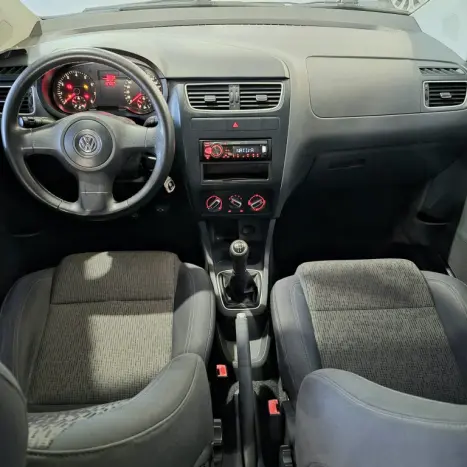 VOLKSWAGEN Fox 1.6 4P TREND FLEX, Foto 9