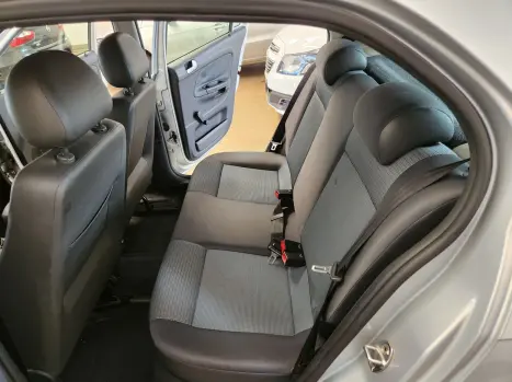 VOLKSWAGEN Gol 1.0 4P G5 FLEX, Foto 10