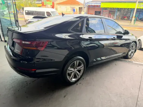 VOLKSWAGEN Jetta 1.4 4P 250 TSI R-LINE AUTOMÁTICO, Foto 9