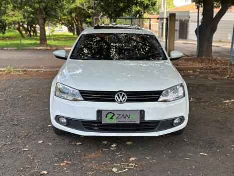 VOLKSWAGEN Jetta 2.0 4P FLEX CONFORTLINE TIPTRONIC AUTOMTICO, Foto 2