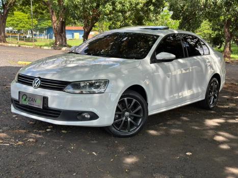 VOLKSWAGEN Jetta 2.0 4P FLEX CONFORTLINE TIPTRONIC AUTOMTICO, Foto 3