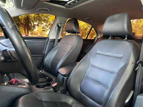 VOLKSWAGEN Jetta 2.0 4P FLEX CONFORTLINE TIPTRONIC AUTOMTICO, Foto 6