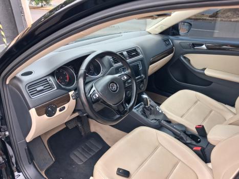 VOLKSWAGEN Jetta 2.0 4P COMFORTLINE TIPTRONIC AUTOM�TICO, Foto 3