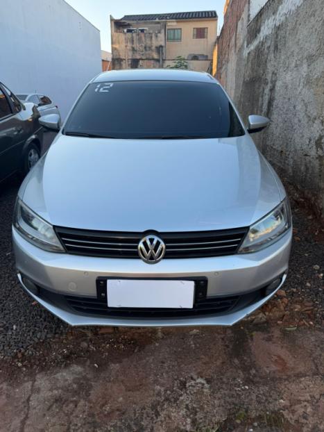 VOLKSWAGEN Jetta 2.0 4P FLEX COMFORTLINE TIPTRONIC AUTOM�TICO, Foto 2