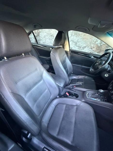 VOLKSWAGEN Jetta 2.0 4P FLEX COMFORTLINE TIPTRONIC AUTOM�TICO, Foto 4