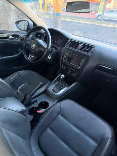 VOLKSWAGEN Jetta 2.0 4P FLEX COMFORTLINE TIPTRONIC AUTOM�TICO, Foto 6