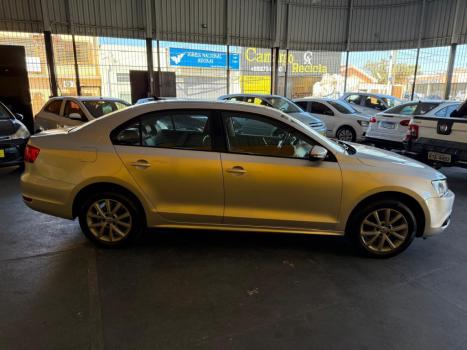 VOLKSWAGEN Jetta 2.0 4P COMFORTLINE FLEX, Foto 6