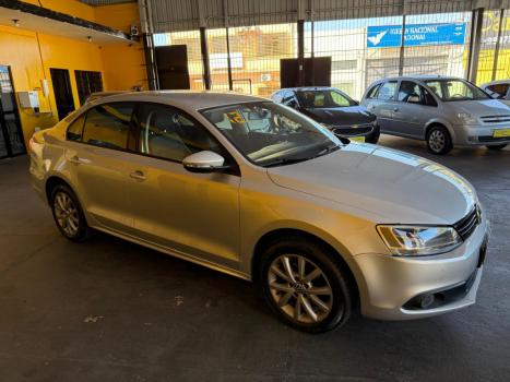 VOLKSWAGEN Jetta 2.0 4P COMFORTLINE FLEX, Foto 7