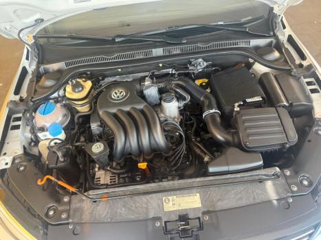 VOLKSWAGEN Jetta 2.0 4P COMFORTLINE FLEX, Foto 9