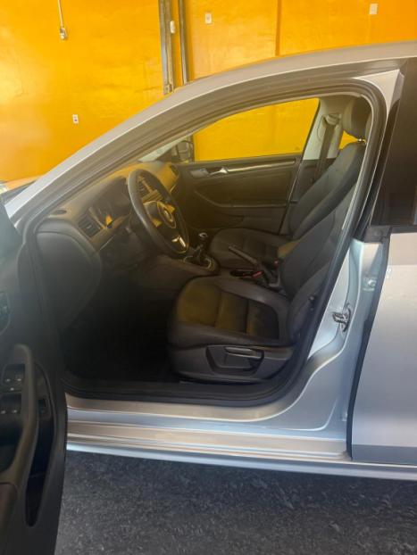 VOLKSWAGEN Jetta 2.0 4P COMFORTLINE FLEX, Foto 10