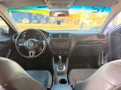 VOLKSWAGEN Jetta 2.0 4P FLEX COMFORTLINE TIPTRONIC AUTOM�TICO, Foto 7