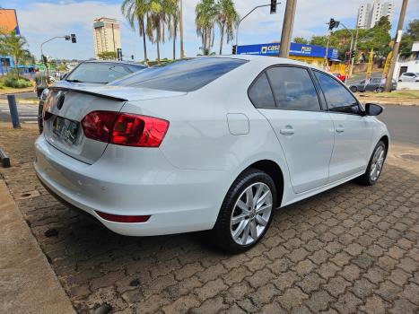 VOLKSWAGEN Jetta 2.0 4P COMFORTLINE TIPTRONIC AUTOMÁTICO, Foto 6