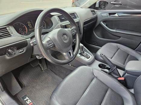 VOLKSWAGEN Jetta 2.0 4P COMFORTLINE TIPTRONIC AUTOMÁTICO, Foto 7