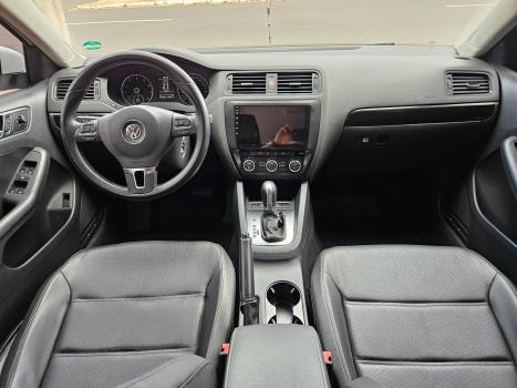 VOLKSWAGEN Jetta 2.0 4P COMFORTLINE TIPTRONIC AUTOMÁTICO, Foto 8