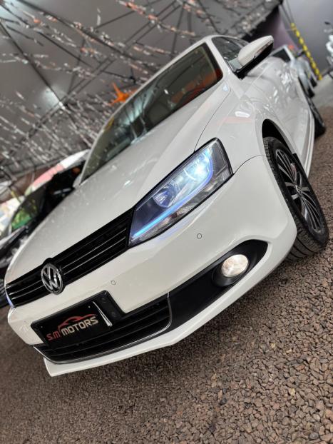 VOLKSWAGEN Jetta , Foto 4