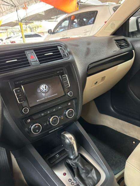 VOLKSWAGEN Jetta , Foto 17