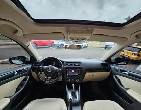 VOLKSWAGEN Jetta , Foto 7 VOLKSWAGEN Jetta , Foto 7