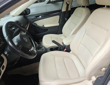 VOLKSWAGEN Jetta , Foto 8 VOLKSWAGEN Jetta , Foto 8