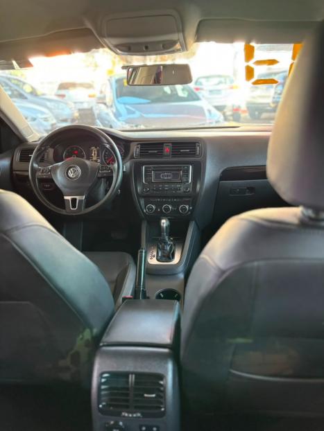VOLKSWAGEN Jetta , Foto 13