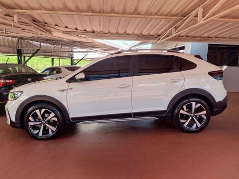 VOLKSWAGEN Nivus 1.0 4P FLEX 200 TSI HIGHLINE TURBO AUTOMTICO, Foto 8