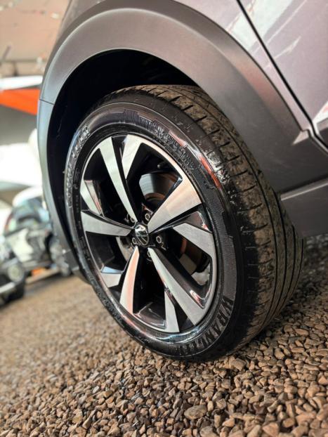 VOLKSWAGEN Nivus 1.0 4P FLEX 200 TSI HIGHLINE TURBO AUTOM�TICO, Foto 8