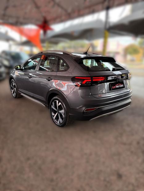 VOLKSWAGEN Nivus 1.0 4P FLEX 200 TSI HIGHLINE TURBO AUTOM�TICO, Foto 11