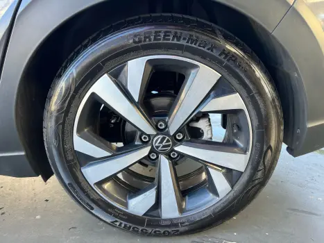 VOLKSWAGEN Nivus 1.0 4P FLEX 200 TSI HIGHLINE TURBO AUTOM�TICO, Foto 9