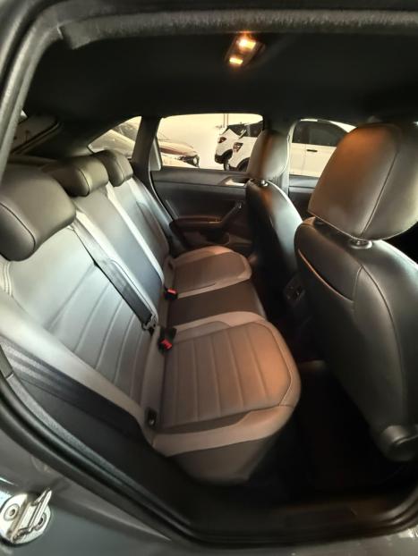 VOLKSWAGEN Nivus 1.0 4P FLEX 200 TSI HIGHLINE TURBO AUTOMÁTICO, Foto 13