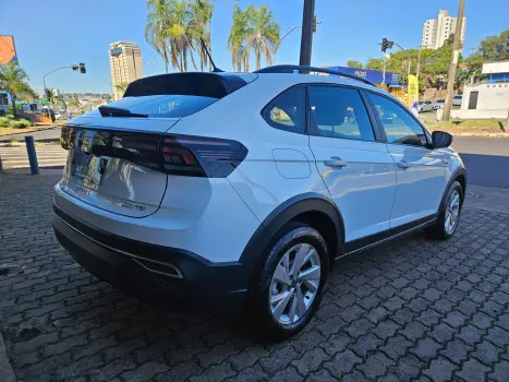 VOLKSWAGEN Nivus 1.0 4P FLEX 200 TSI COMFORTLINE TURBO AUTOMÁTICO, Foto 6