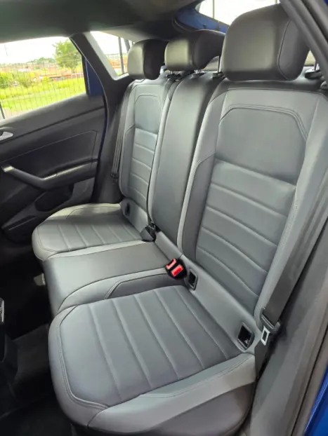 VOLKSWAGEN Nivus 1.0 4P FLEX 200 TSI HIGHLINE TURBO AUTOMÁTICO, Foto 12