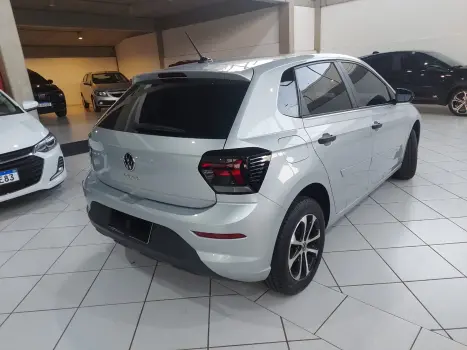 VOLKSWAGEN Polo Hatch 1.0 12V 4P MPI TRACK 1st EDITION, Foto 4