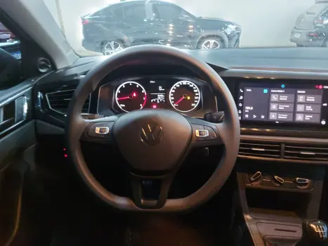 VOLKSWAGEN Polo Hatch 1.0 12V 4P MPI TRACK 1st EDITION, Foto 9