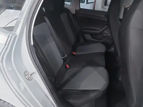 VOLKSWAGEN Polo Hatch 1.0 12V 4P MPI TRACK 1st EDITION, Foto 14