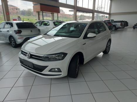 VOLKSWAGEN Polo Hatch 1.0 12V 4P 200 TSI  COMFORTLINE AUTOMTICO, Foto 2