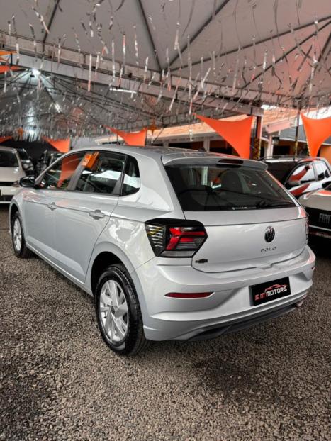 VOLKSWAGEN Polo Hatch 1.0 12V 4P 200 TSI  COMFORTLINE AUTOM�TICO, Foto 10