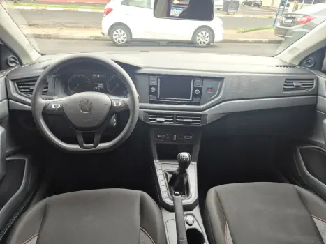 VOLKSWAGEN Polo Hatch 1.0 12V 4P MPI FLEX, Foto 9