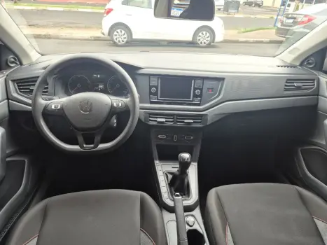 VOLKSWAGEN Polo Hatch 1.0 12V 4P MPI FLEX, Foto 4