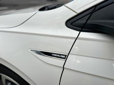 VOLKSWAGEN Polo Hatch 1.0 12V 4P 200 TSI HIGHLINE AUTOM�TICO, Foto 4