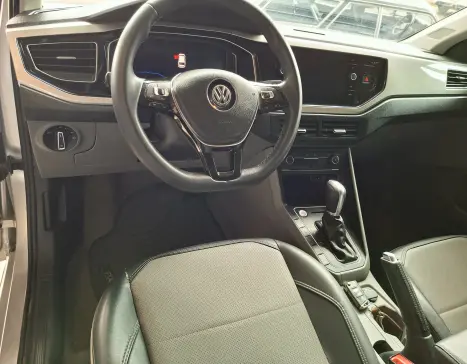 VOLKSWAGEN Polo Hatch 1.0 12V 4P 200 TSI HIGHLINE AUTOM�TICO, Foto 9