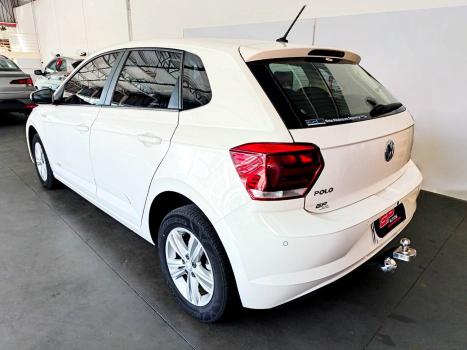 VOLKSWAGEN Polo Hatch 1.0 12V 4P 200 TSI  COMFORTLINE AUTOM�TICO, Foto 5