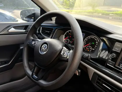 VOLKSWAGEN Polo Hatch 1.0 12V 4P 200 TSI  COMFORTLINE AUTOMÁTICO, Foto 9