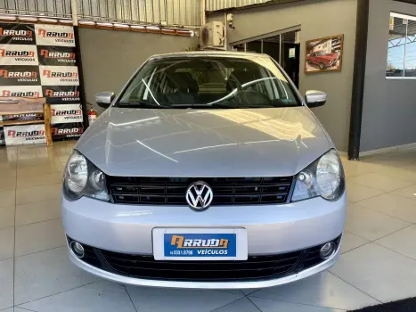 VOLKSWAGEN Polo Sedan 1.6 4P FLEX, Foto 2