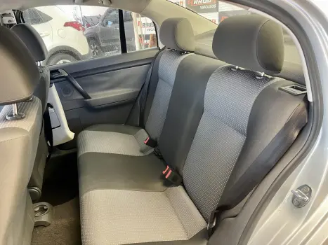 VOLKSWAGEN Polo Sedan 1.6 4P FLEX, Foto 12