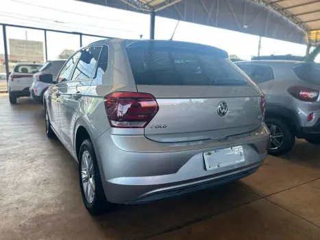 VOLKSWAGEN Polo Sedan 1.6 4P FLEX, Foto 6