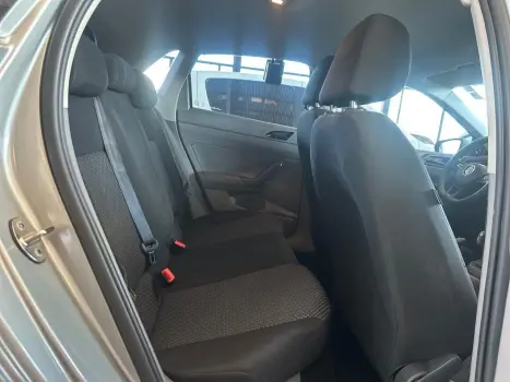 VOLKSWAGEN Polo Sedan 1.6 4P FLEX, Foto 9