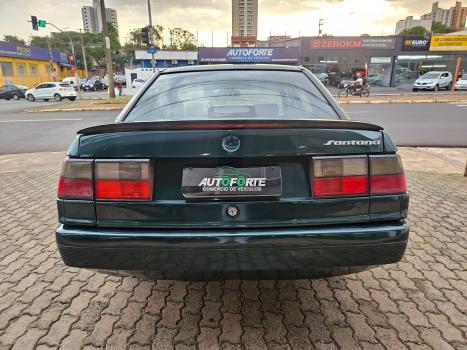 VOLKSWAGEN Santana 1.8 4P, Foto 4