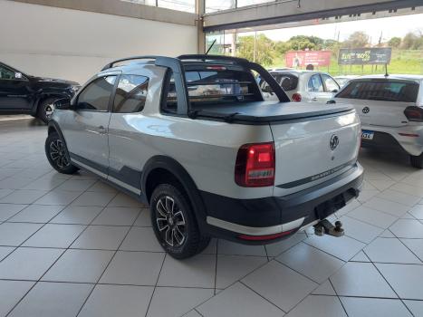 VOLKSWAGEN Saveiro 1.6 G7 CABINE DUPLA CROSS FLEX, Foto 6