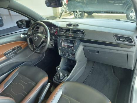 VOLKSWAGEN Saveiro 1.6 G7 CABINE DUPLA CROSS FLEX, Foto 12